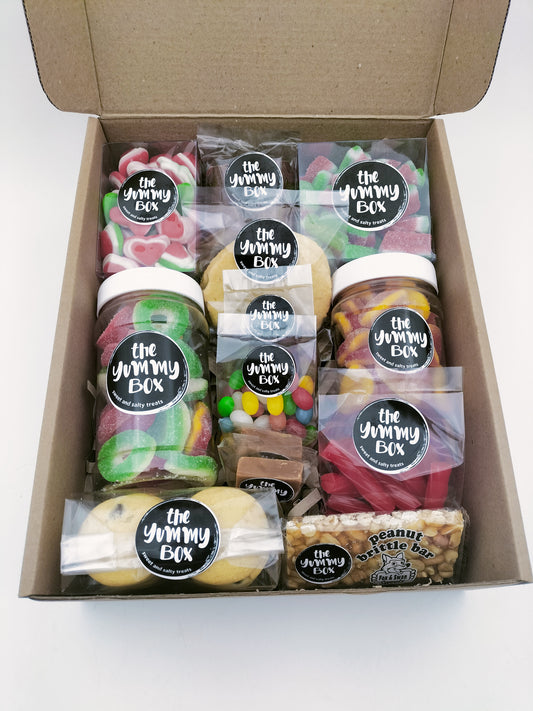 The Sweet and Cookie Yummy Box