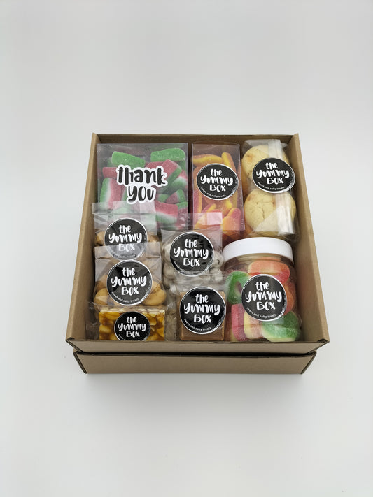 Customisable Sweet & Salty Yummy Box (R320.00)